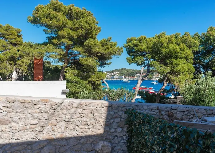 Beach Residences Caroline