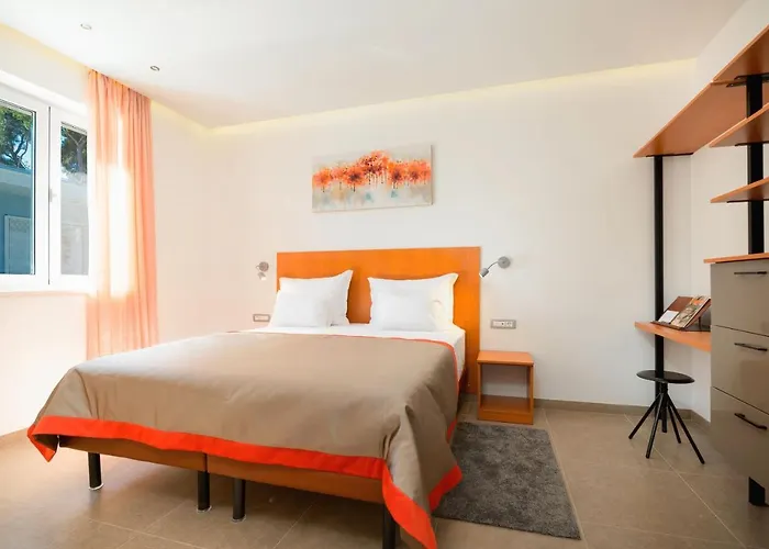Beach Residences Caroline