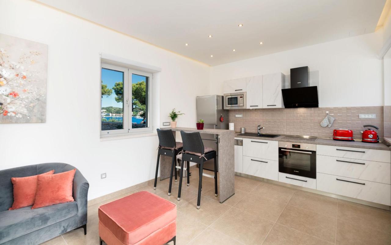 Residences Caroline Apartment Hvar Town