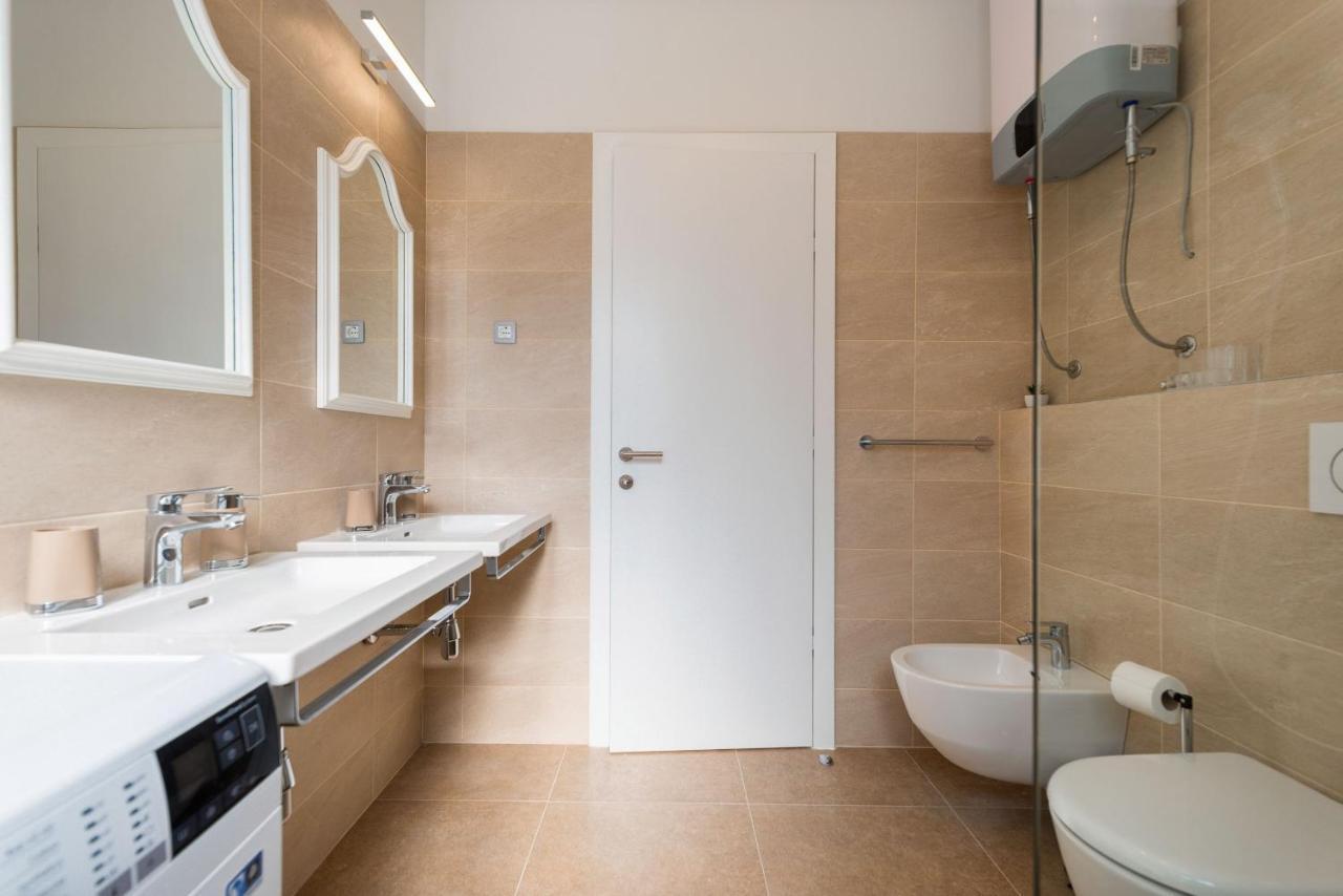 Apartment Residences Caroline *