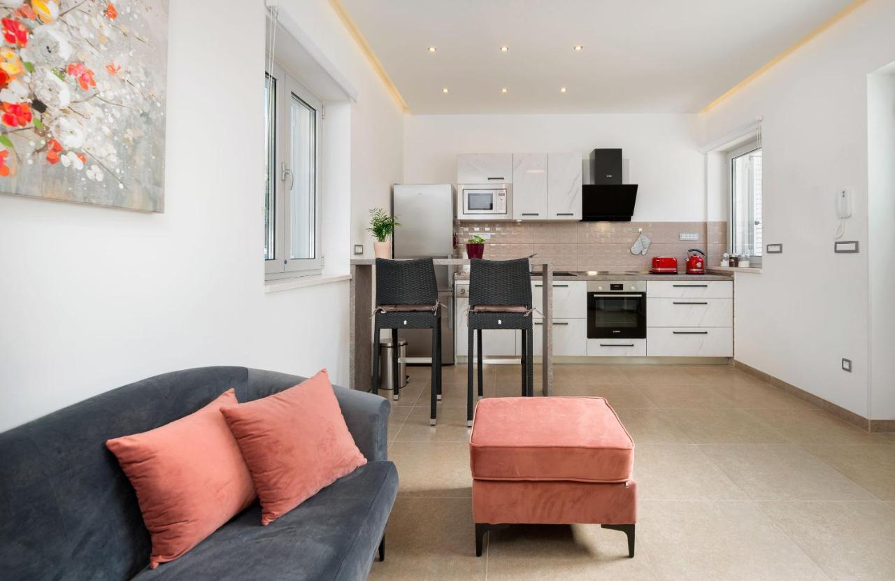 Residences Caroline * Hvar Town